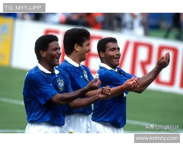 足球球星翻转庆祝动作解析：从创意突破到场上标志性风格的演变